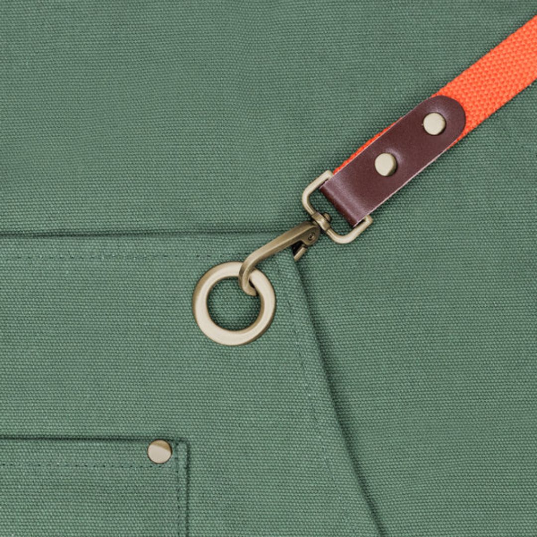 Canvas Gardening Apron – We The Wild – Green